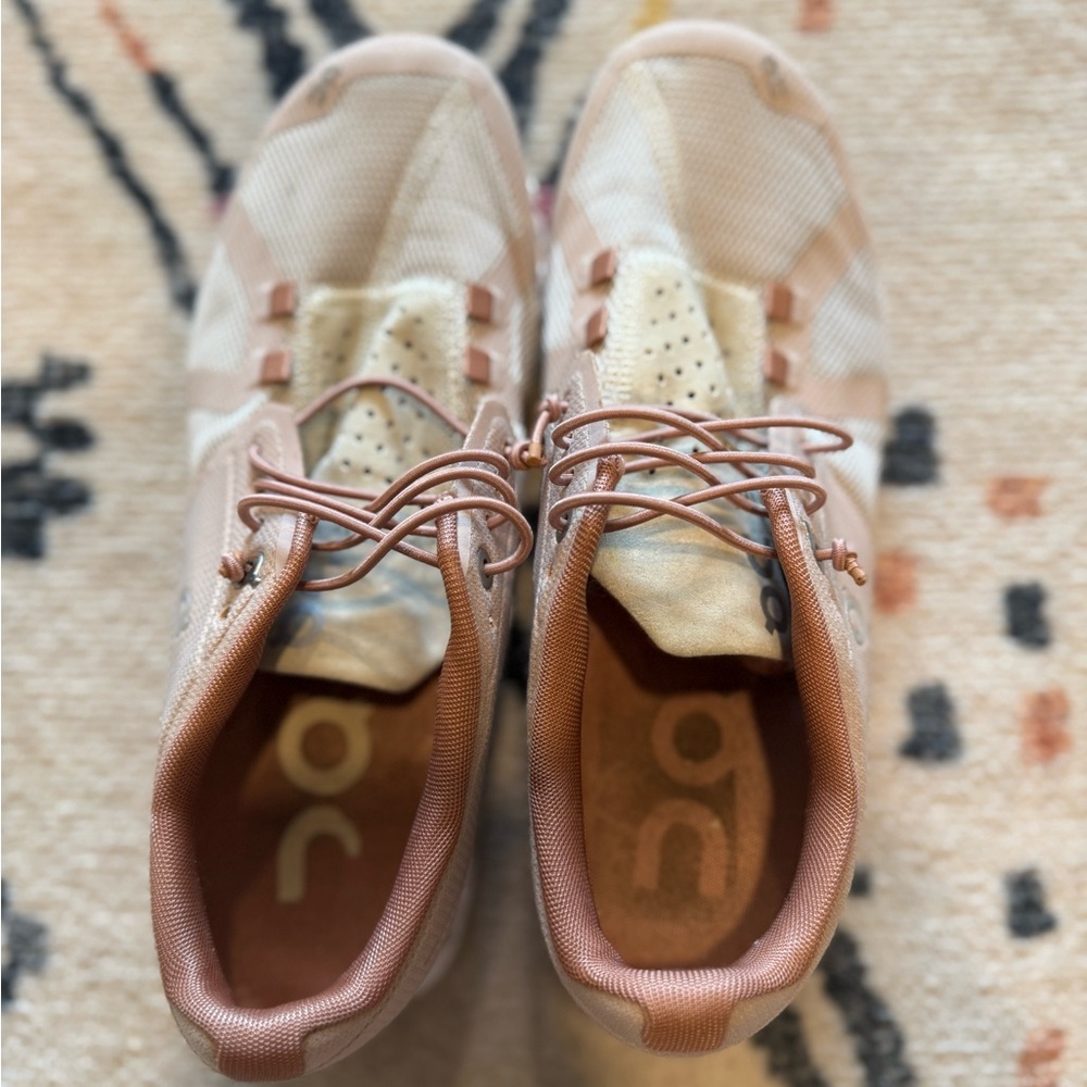 On Running Light Brown Sneakers